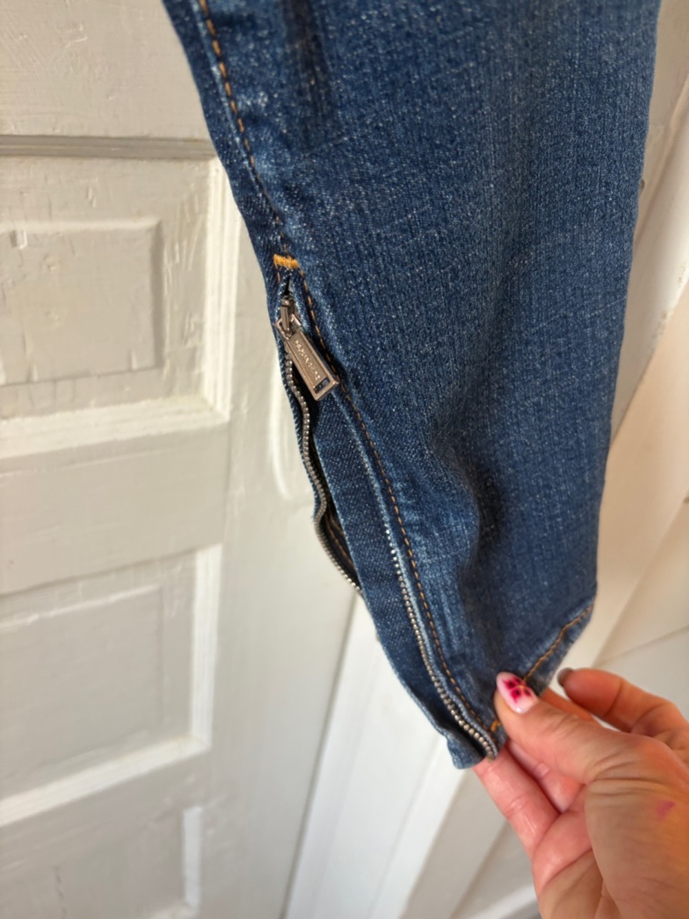 DSQUARED2 Women's Dark Blue Distressed Skinny Jeans - Picture 7 of 14